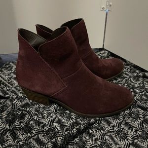 Plum / eggplant leather booties- super comfortable!  Size 6, Me Too brand